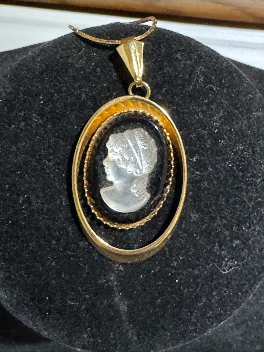 Vintage Frosted Glass Cameo in Gold Tome Frame Pendant Necklace